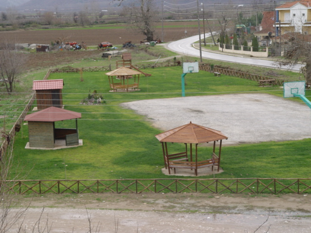 Κατασκευή πάρκου 2004